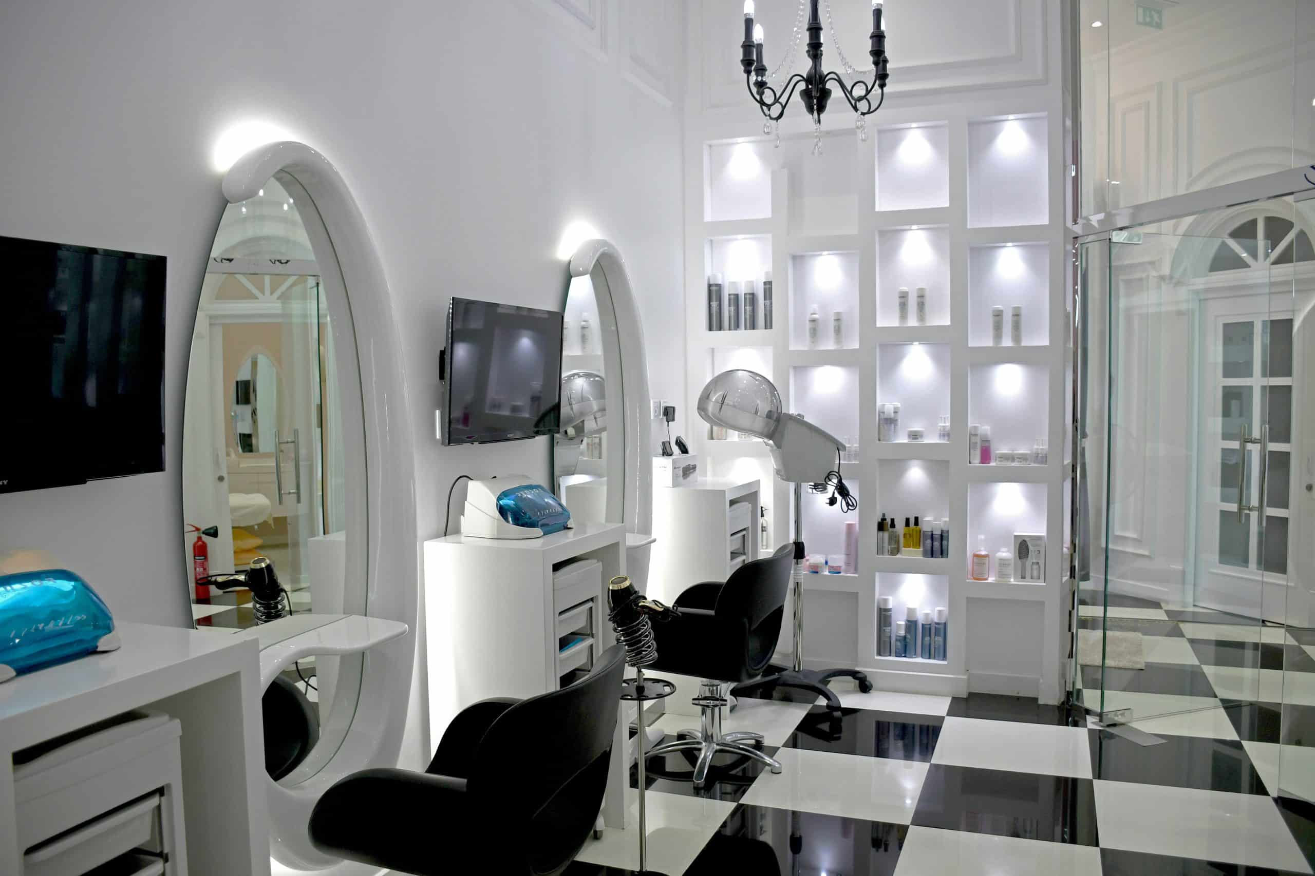Choisir le bon aménagement pour sublimer son salon : conseils et astuces